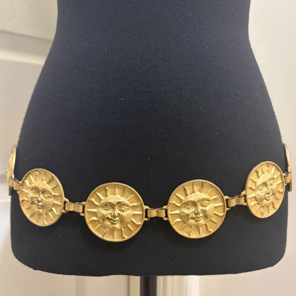 Vintage The Limited Sun Face Medallion Belt Metal 90s Y2K Celestial Astrology - Picture 2 of 14